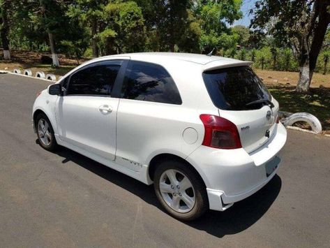 Ganga Toyota Yaris 2008 Sport Automático – VENTA DE CARROS EN GUATEMALA BARATOS Toyota Yaris, Guatemala, Car Door, Toyota, Suv Car, Suv, Cars, Vehicles