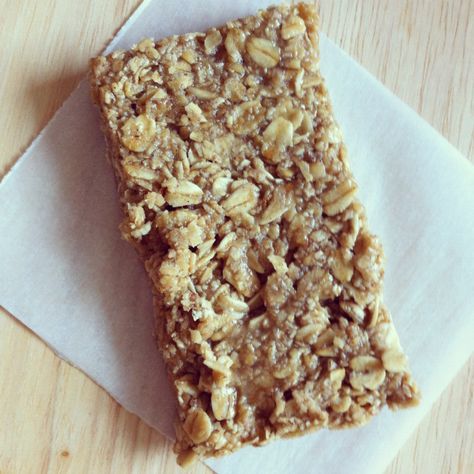 Starbucks Oat Bar Recipe, Starbucks Oat Bars, Oat Bar Recipe, Oat Fudge, Fudge Bar, Starbucks Chocolate, Homemade Starbucks, Oat Bar Recipes, Clean The House