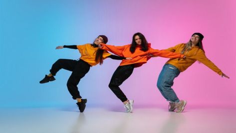 Why to Make Music video? All You Want to Know Hip Hop Dance Photography, Hip Hop Dance Poses, Dancing Poses, Baile Hip Hop, Dance Background, Ropa Hip Hop, Dance Picture Poses, Colorful Gradient, Learn To Dance