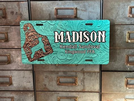 Large Stall Plate Livestock Pen Sign Show Rodeo - Etsy Trunk Decor, Tack Trunk, Show Cattle, Photo Christmas Ornaments, Ffa, Glass Ornaments, Before Christmas, Farm Animals, Background Design