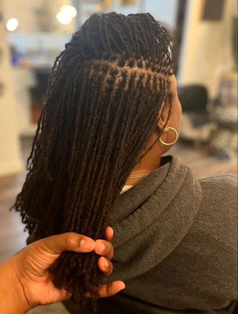 Microlocs Aesthetic, Textured Loc Extensions, Sisterlocks Aesthetic, Medium Size Sisterlocks, Sister Locks Hairstyles, High Porosity Hair, Loc Journey Memes, Hair Locks, Queen Hair