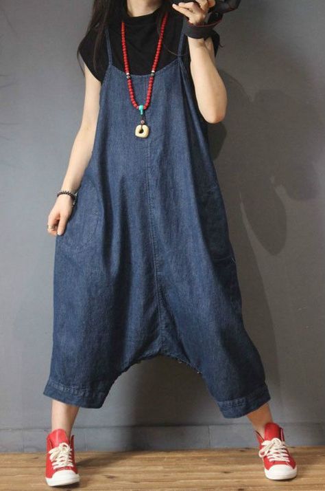 06a15eb1c3836723b53e4abca8d9b879desc49895698ri Fisherman Pants, Women Fashion Edgy, Fashion Over 40, Denim Overalls, Autumn Fashion Women, Womens Fashion Casual, Urban Fashion, Diy Clothes, Work Outfit