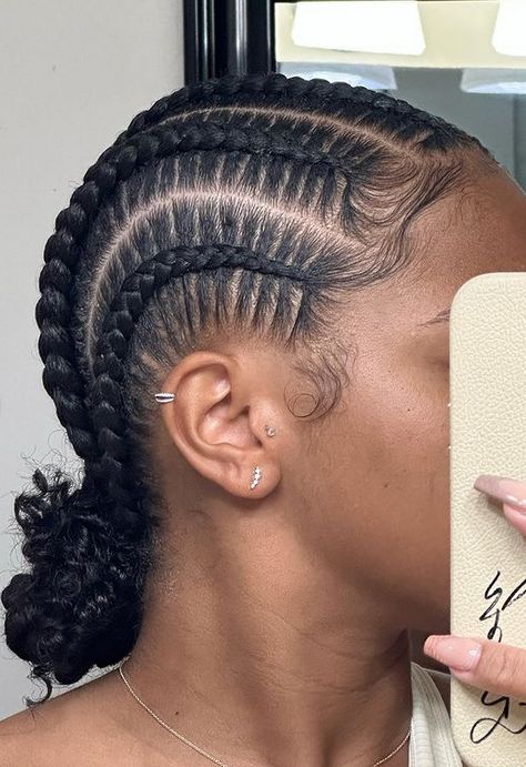 Cornrow Hairstyle, Cornrows Natural Hair, Cornrows Hairstyles, Cornrows Braids For Black Women, Protective Hairstyles For Natural Hair, Hair Color Caramel, Quick Natural Hair Styles, Braided Bun Hairstyles, Braids Hairstyles Pictures