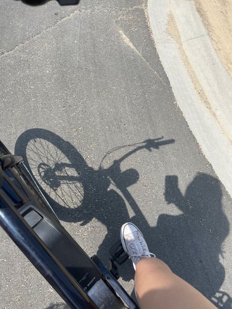 Morning Bike Ride Aesthetic, Riding Bike Aesthetic, Poses Tutorial, Bike Ride Aesthetic, Bike Aesthetic, Biker Love, Riding Bike, Bike Rides, Cool Instagram