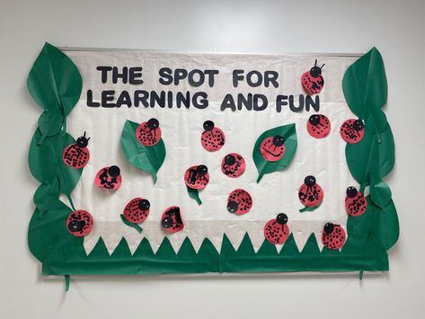 Ladybug Bulletin Board Ideas, Bug Theme Preschool Classroom Decor, Insect Bulletin Board Ideas, Bug Bulletin Board Ideas, Preschool Ant Theme, Ladybug Bulletin Boards, Preschool Ant, Infant Bulletin Board, Prek Art