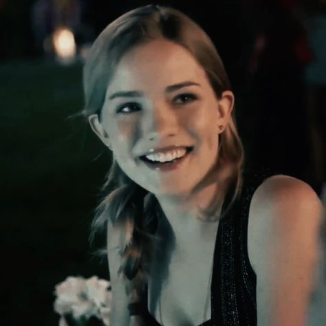 Emma Duval Icons, Tvd Face Claims, Willa Fitzgerald Icons, Hogwarts Face Claim, Emma Duval, Willa Fitzgerald, Scream Tv Series, Im Only Human, Stephanie Brown