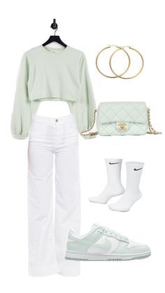 Casual Outfits For Girls, Outfits For Teens For School, Old Outfits, Back To School Outfit, Casual Outfits For Teens, Next Fashion, Y2k Outfits, Fashion Hacks, Cute Simple Outfits