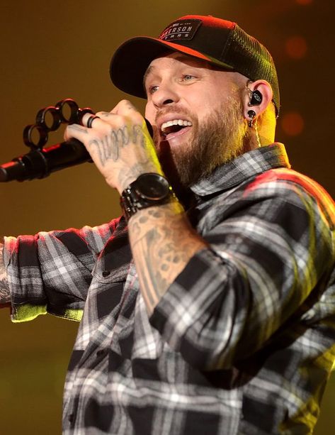 HAPPY 37th BIRTHDAY to BRANTLEY GILBERT!! 🎂 1/20/22 Born Brantley Keith Gilbert, American country music singer, songwriter and record producer from Jefferson, Georgia. He was originally signed to Colt Ford's label, Average Joes Entertainment, where he released Modern Day Prodigal Son and Halfway to Heaven. He is now signed to the Valory division of Big Machine Records where he has released four studio albums Brantley Gilbert Shirtless, Happy 37th Birthday, 37th Birthday, Best Country Singers, Brantley Gilbert, Prodigal Son, Country Singer, Country Music Singers, American Country