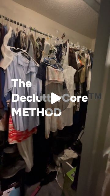 Kayleen Kelly Home Organizing on Instagram: "How to Declutter & Organize Any Space: 1. COLLECT 2. CATEGORIZE 3. CUT-OUT 4. CONTAIN. Utilizing these steps and staying on track will get you long-term results. My Declutter Kit answers all the questions you may have, teaches you how to overcome obstacles, and provides the mental and emotional support you need to get through the tough spots. KIT info is on my page! #Organizing #organizingtips #declutter #decluttering #decluttertips #declutterwithme #professionalorganizer #decluttercore #decluttercoremethod #howtodeclutter #howtoorganize #cleaning" How To Clean Out Closet, How To Organize Your Home, Decluttering Ideas Organizing, Moving Organization Tips, Closet Organization Ideas Apartment, How To Declutter Your Home, Organization Ideas For The Home Closet, Decluttering Ideas, Clutter Core