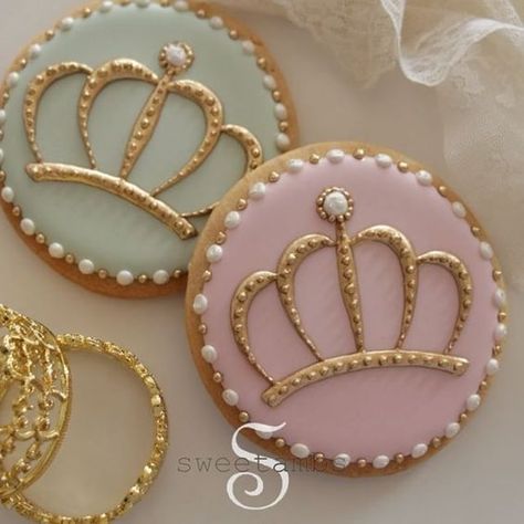 Crown Cookies, Cookies Video, Princess Crowns, Princess Cookies, Mini Torte, Pretty Cookies, Fancy Cookies, Baby Shower Princess, Creative Cookies