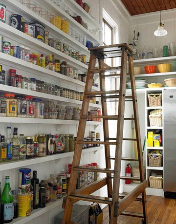 7 ways to create pantry and kitchen storage, closet, kitchen design, shelving ideas, storage ideas, Having shelves that are not too deep or tall means you can see more and store more Shallow Pantry, Beautiful Pantry, Dream Pantry, Perfect Pantry, Pantry Shelves, Narrow Shelves, Pantry Wall, Pantry Shelving, Southern Kitchens