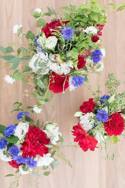 Fourth Of July Flower Arrangements, July 4th Wedding, July Flower, Independence Day Wallpaper, Arrangement Flowers, Patriotic Flowers, July Flowers, Summer Tips, Holiday Arrangement