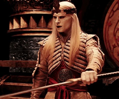 Nuada Silverlance, Prince Nuada, Golden Army, Thranduil, The Golden, New World, Buddha Statue, Greek Statue, Prince