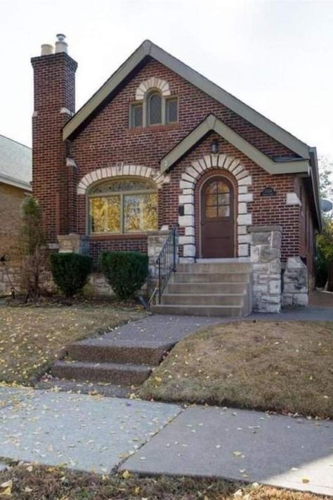 Missouri Houses, Missouri Homes, Character House, Captivating Houses, Basket Weave Tile, Saint Louis Missouri, Leaded Glass Windows, Historic House, Attic Spaces