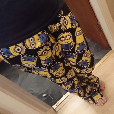 Fuzzy Pj Pants, Minion Outfit, Geeky Clothes, Funny Pajamas, Hello Kitty Shoes, Cute Pjs, Matching Pjs, Cute Pajama Sets, Pajama Outfits