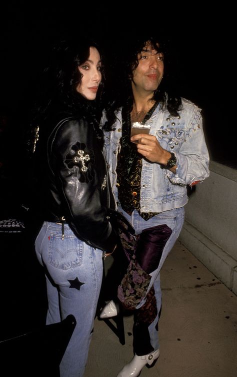 80s Rock Fashion, Cher Looks, Paul Kiss, Album Release Party, Cher Outfits, Cher Photos, Richie Sambora, Kiss Army, Kiss Pictures