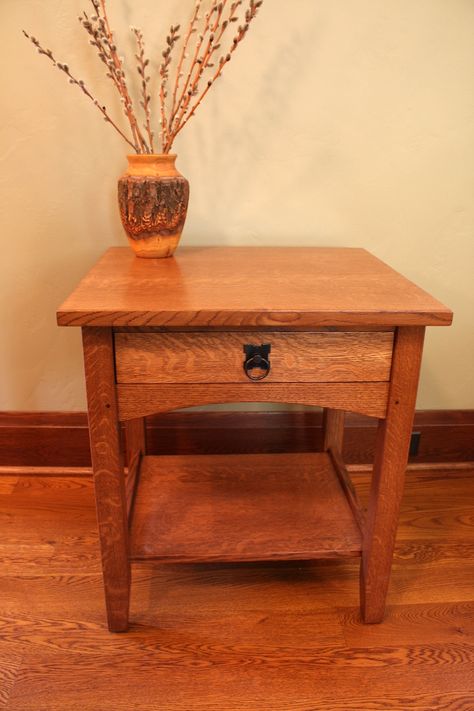 Mission Style End Table Mission Style End Tables, Craftsman Style Interiors, Style End Table, Mission Furniture, Simple House Design, Woodworking Inspiration, Mission Style, Craftsman Style, Little Houses