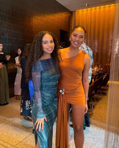 Steph Curry Wife, Ayesha Curry, Sweet Night, Steph Curry, Black Is Beautiful, Date Night, Going Out, Celebrities, On Instagram