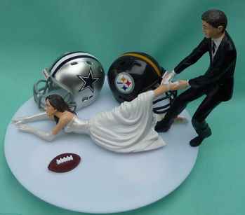 Football Wedding Cake Toppers, Football Wedding Cake, Football Wedding Theme, Sports Themed Wedding, Football Wedding, Funny Cake Toppers, Steelers Girl, Go Steelers, Wedding Cake Topper