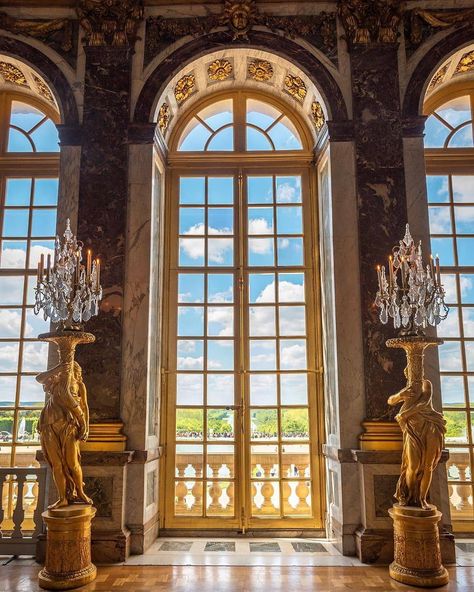 Le roi Louis XIV 👑🌞 on Instagram: “Photo by @tommyhsiaophotography Detail of interior, Hall of Mirrors, château de Versailles,  France. ⠀ #chateaudeversailles…” Versailles Hall Of Mirrors, The Palace Of Versailles, Chateau Versailles, Candle Stands, Hall Of Mirrors, Castles Interior, Paris Trip, Palace Of Versailles, Small House Design Plans