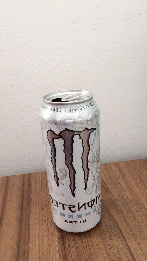 fake snap monster Wall Pinning, Monster Snap, Monster Flavors, Monster Drink, Monster Energy Drink, Biker Love, Energy Drink, Monster Can, Tokio Hotel