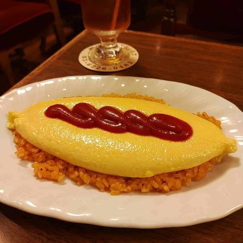 Easy Omurice Recipe, Omurice Recipe Japanese, Omurice Recipe, Omelette Rice, Japanese Omelette, Brown Sauce, Delicacy Food, Japan Food, Food Cravings