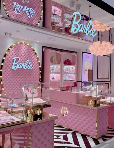 Barbie Malibu Dream House, Rosa Pasta, Themed Airbnb, Pink House Interior, Barbie Store, Barbiecore Aesthetic, Beauty Bedroom, Barbie Core, Mobile Boutique