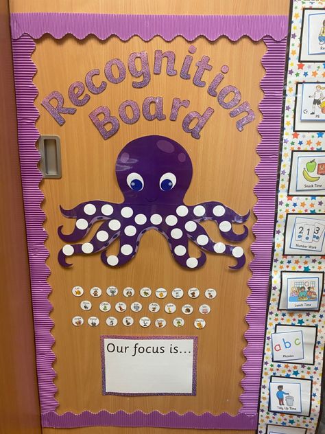 Under the sea themed recognition board for my class. Behaviour Board Classroom, Classroom Recognition Board, Recognition Board Classroom, Recognition Wall Ideas, Classroom Displays Ks2, Recognition Board, Classroom Display Boards, Behavior Board, Alphabet Display