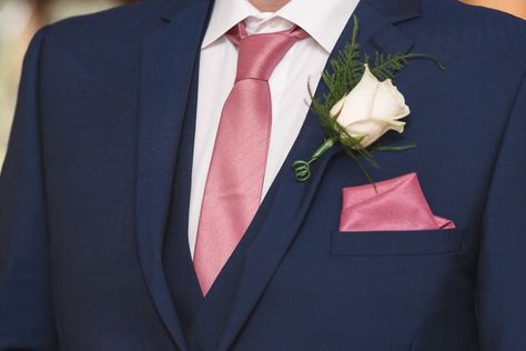 Oliver's Grooms Suit with Dusky Pink Tie and cream rose - Great Hallingbury Manor Navy Suit Pink Tie, Navy Blue Suit Wedding, Dark Navy Suit, Grooms Suit, Navy Blue Bridesmaids, Royal Blue Suit, Blue Suit Wedding, Intimate Wedding Ceremony, Manor Wedding