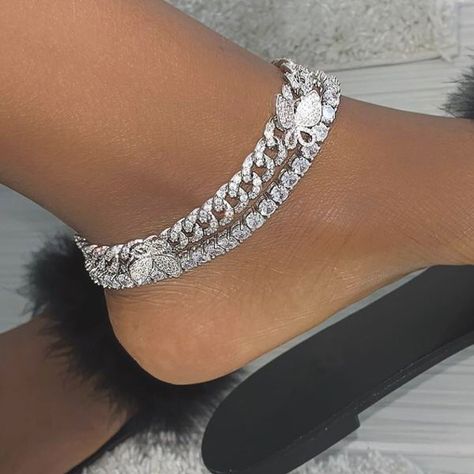 Iced out butterfly chain Prong cuban link chain with butterfly Butterfly anklet butterfly bracelet Ice Jewelry, Mode Hip Hop, Rhinestone Anklet, Hiphop Jewelry, Butterfly Anklet, Ankle Jewelry, Miami Cuban Link, Miami Cuban, Dope Jewelry