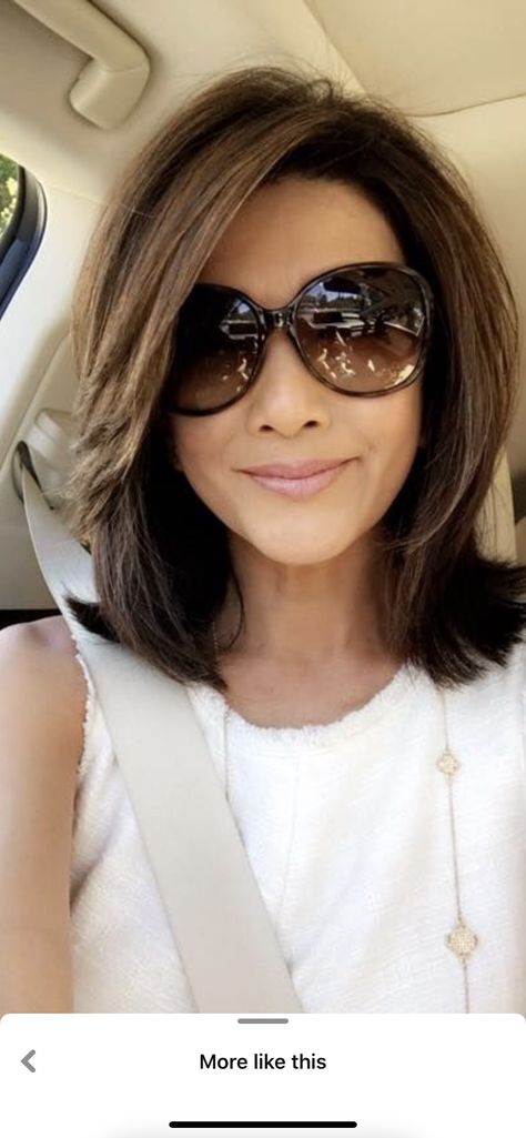 Mid Length Layered Haircuts, Shoulder Length Hair Cuts, Layered Haircut, Haircuts For Medium Hair, Mid Length Hair, Salon Design, Medium Hair Cuts, Shoulder Length Hair, Medium Length Hair Cuts