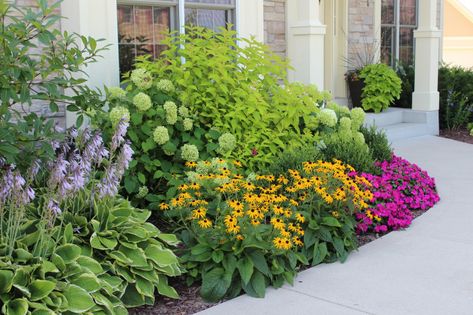 I love these plants chosen for the entrance.  I am on a mission to get there again eventually! Wonderful walkways. - Momcrieff Walkway Landscaping, Landscaping Inspiration, Farmhouse Landscaping, Garden Walkway, Front Landscaping, Landscape Designs, Home Landscaping, Garden Pathway, Front Yard Garden