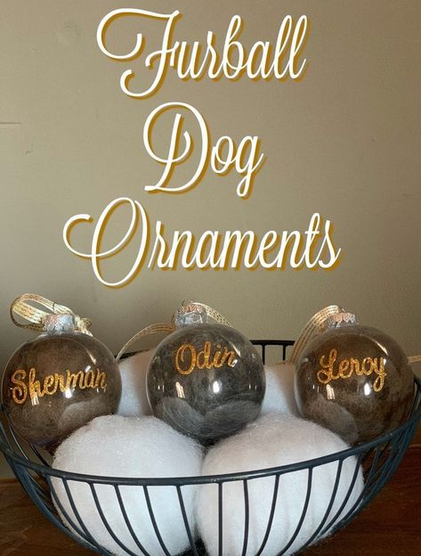 Dog Ornaments Diy, Fur Ornaments, Paw Print Crafts, Mobile Grooming, Print Crafts, Paw Print Ornament, Diy Dog Bed, Holiday Dog, Cat Ideas