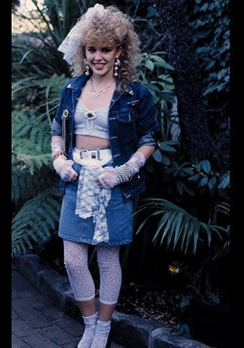 Kylie Minogue 1987 80s Outfits Women, 80s Theme Party Outfits, 80’s Outfits, 80s Fashion Party, 1980s Outfits, 80s Fancy Dress, 80s Fashion Outfits, 1980s Fashion Trends, Look 80s