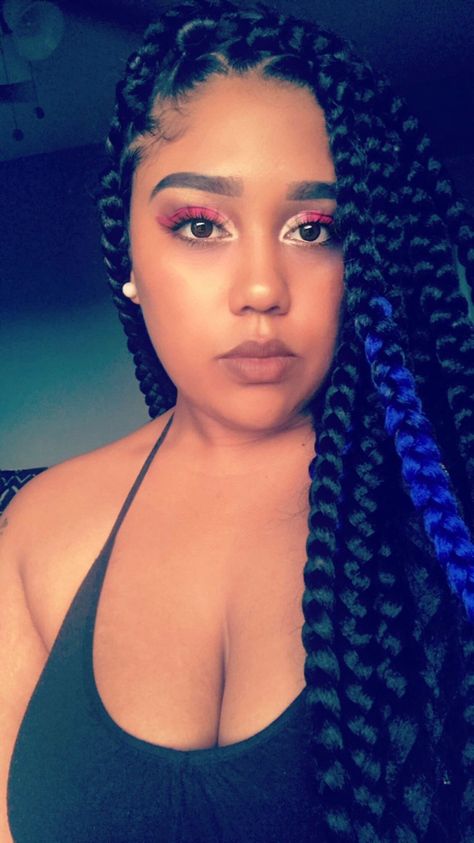 Large box braids with color Large Box Braids Styles With Color, Huge Box Braids, Large Box Braids With Color, Extra Large Box Braids, Large Box Braids Hairstyles, Large Box Braids Styles, Box Braids With Color, Cornrows Ponytail, Miami Glam