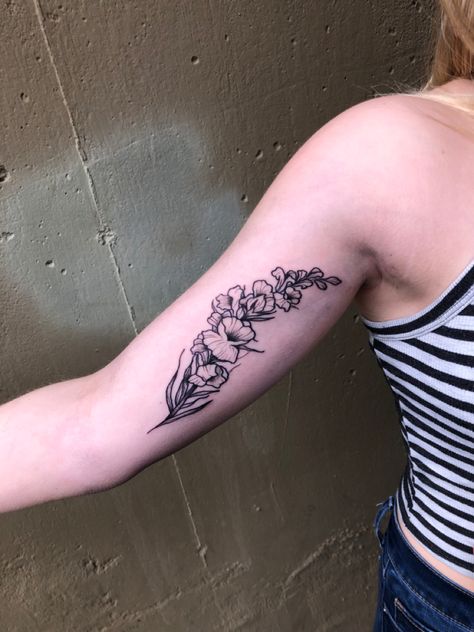 Snapdragon Flowers Tattoo, Snap Dragon Tattoo, Snapdragon Tattoo, Boss Tattoo, Snap Dragon, Snapdragon Flowers, Tattoo Time, Tattoo Concepts, Mom Tattoo