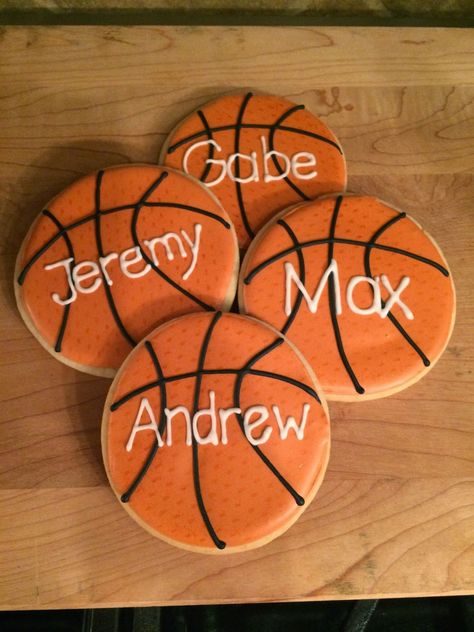 Basketball Sugar Cookies...layup! Basketball Sugar Cookies, Classy Cookies, Basketball Treats, Cake Decorating For Kids, Basketball Cookies, Ball Cookies, Stockton California, Basketball Stuff, Birthday Plans