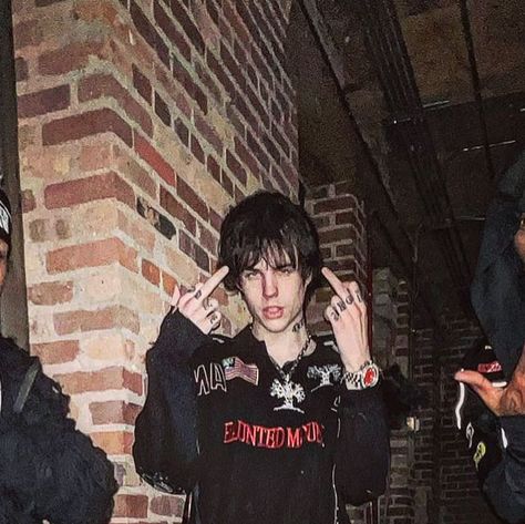 SEMATARY GRAVE MAN on Instagram: "MOUND BOSSES W SICK BOY RARI IN CHICAGLO 💎💎🏚️🏚️🏚️🕊️🕊️🩸🩸" Sematary Aesthetic, Sematary Grave Man, Goat Man, Sick Boy, Haunted Mound, Rap Aesthetic, Witch House, April 22, Heart Eyes