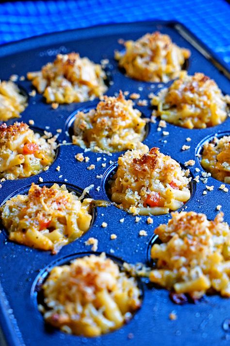 Green Chili Chicken Mac and Cheese Muffins8 Individual Mac And Cheese, Mac N Cheese Cups, Mac And Cheese Muffins, Mac And Cheese Cups, Cheese Cups, Easy Mac And Cheese, Macaroni N Cheese Recipe, Mac Cheese Recipes, Cheese Muffins