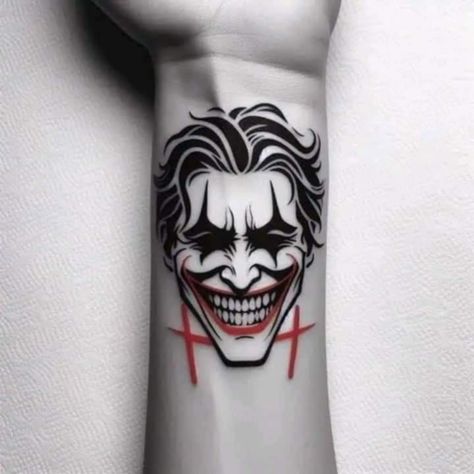 Joker Smile Hand Tattoo, Tato Joker, Joker Face Tattoo, Star Wars Tattoo Sleeve, Viking Compass Tattoo, Joker Tattoos, Mouth Tattoo, Joker Tattoo Design, Tattoo Linework