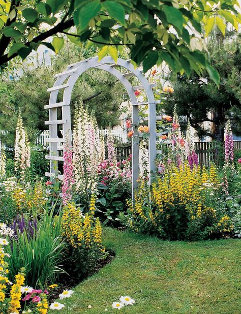 White Arbor, Rustic Arbor, Metal Arbor, Garden Archway, Arbors Trellis, Building A Pergola, Garden Arbor, Flower Garden Design, Pergola Designs