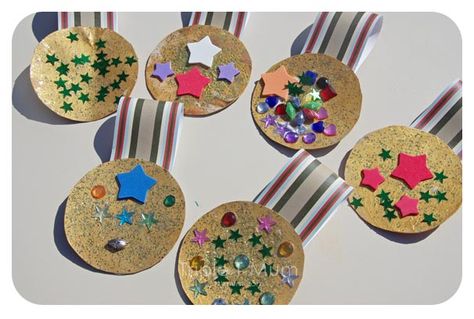 Medal Craft, Remembrance Day Activities, Triple T, Love And Loss, Family Day Care, Holiday Program, National Days, Australia Day, Anzac Day