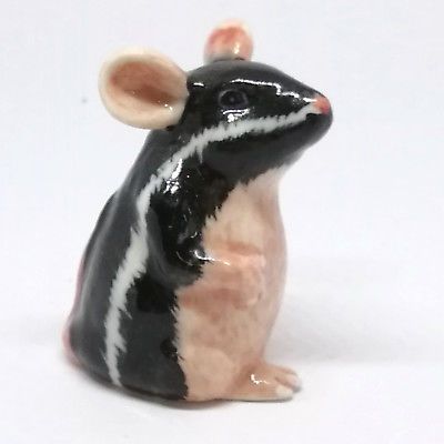 Rat Ceramic, Mouse Clay, Rat Figurine, Miniature Ceramics, Pot Animals, Ceramic Mouse, Clay Pinch Pots, Porcelain Doll Makeup, Black Rat