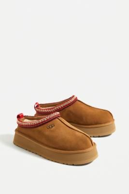 Tazz Slipper Ugg, Slipper Uggs, Tazz Ugg, Ugg Platform Slippers, Ugg Slip Ons, Uggs Slippers, Ugg Chestnut, Tazz Slippers, Ugg Slipper