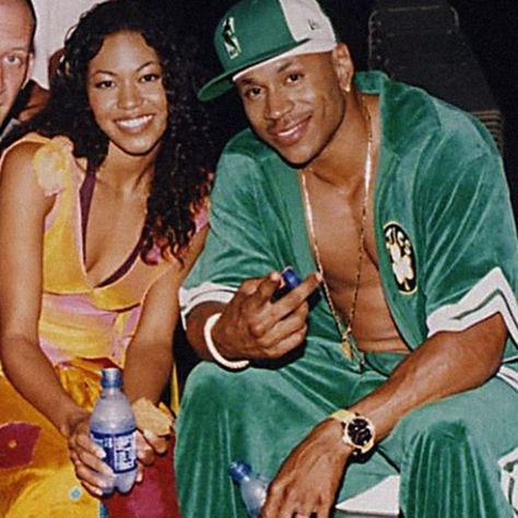 718 Likes, 7 Comments - 80s - early 2000s eras (@4everoldschool) on Instagram: “Amerie and LL Cool J on the set of Paradise video shoot 2002. #amerie #llcoolj #hiphop #rnb #2002…” Ll Cool J 90s Fashion, Ll Cool J 90s, Paradise Video, Hip Hop Photoshoot, 90s 2000s Fashion, Feeling Nostalgic, 00s Fashion, Early 2000s Fashion, Ll Cool J