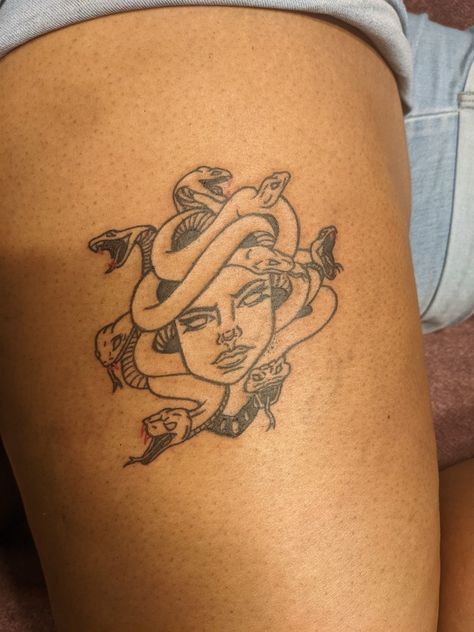 Madussa Tattoo Black Women, Medusa Thigh Piece, Medusa Thigh Tattoo Black Women, African American Medusa Tattoo, African Medusa Tattoo, Medusa Tattoo, Spiritual Tattoos, Pretty Tattoos For Women, Earthy Outfits