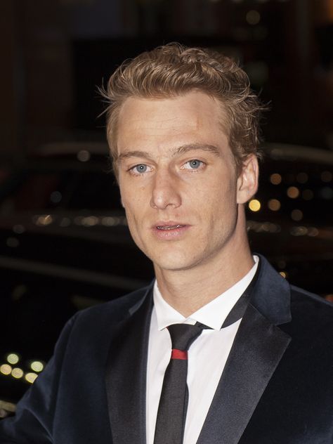 alexander fehling,actor germany Alexander Fehling, Carrie Mathison, German Movies, Inglourious Basterds, East Berlin, Dramatic Arts, Staff Sergeant, Male Actors, Stage Actor