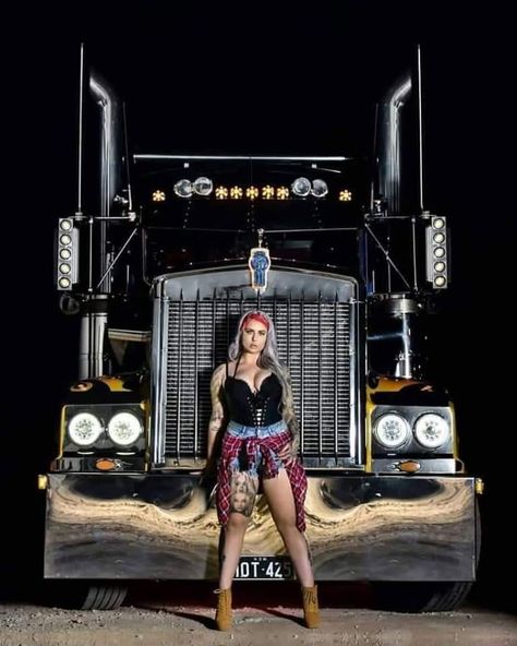 Biker Chick Style, Female Trucks, Classic Car Photoshoot, Jeep Baby, Custom Big Rigs, Kenworth Trucks, Peterbilt Trucks, Big Rig Trucks, Heavy Truck