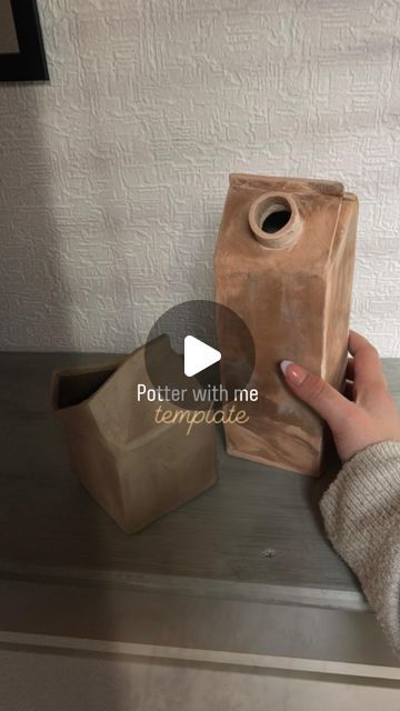 pottery | handbuild | mindfulness on Instagram: "Potter with me 🥛 - milk carton  Template time, you can find it via the link in my bio (only until 03.05.2024) 💃🏽🫶🏼  Some of you will be pleased that this old template is available again.😍 But I didn’t just want to re-upload it. So, I created a second version. The template is a small variation, but of course, you can also make a large milk carton version.☺️  Both templates can be found together in my bio.🫶🏼  #pottery #handbuild #handcrafted #clay #ceramics #milkcarton #template #free" Ceramics Milk Carton, Ceramic Milk Carton Template, Milk Carton Clay, Clay Milk Carton, Handbuilding Templates, Pottery Class Ideas, Ceramic Milk Carton, Ceramic Templates, Argile Diy