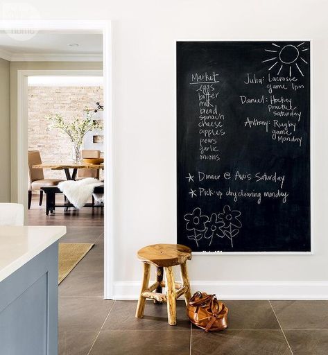 Orsi Panos Interiors - Chic kitchen features a large framed chalkboard on wall. Chalk Board Kitchen, Large Framed Chalkboard, Chalkboard Wall Kitchen, Chalkboard Wall Bedroom, Chalkboard Vinyl, Temporary Decorating, Kitchen Chalkboard, Chalkboard Decor, Chalkboard Decal